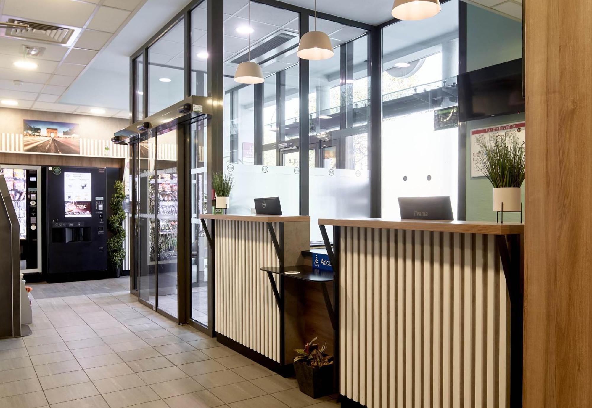 B&B Hotel Paris Saint-Denis Pleyel Экстерьер фото